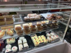 -白玉兰食品(中山公园龙之梦店)