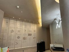 -灸春堂·艾灸·痛症·整脊连锁(之江银泰店)