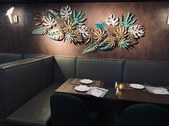 卡座-Oasis Bar & Grill