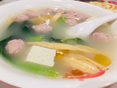 生汆丸子汤-子午路张记肉夹馍(小寨西路店)