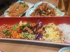 -街角等你.大连海鲜烧烤(西安路店)