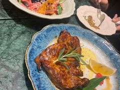 -秘密旅行Bonjour(黑金冠 江南西店)