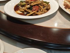 姜葱炒蛏子-九號渔港·蒸汽海鲜·粤菜茶点(八卦岭店)