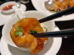 黑蒜大千爆虾球-北京四季酒店·采逸轩