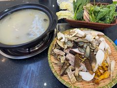 -草墩罗非鱼庄•野生菌•腊排骨(七星街上段店)