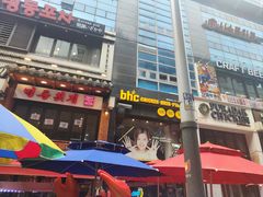 -BHC炸鸡(明洞总店)