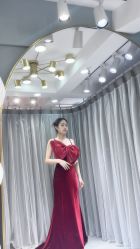 -衣贝姿婚纱礼服馆