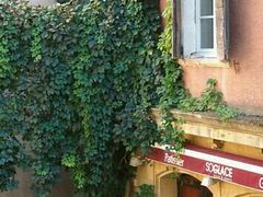 -法国博乐途旅游(普罗旺斯一日游店)