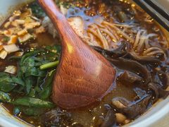 -SHAN山(前滩太古里店)