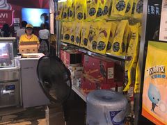 -周黑鸭(北京海淀区新中关店)
