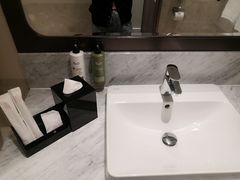 -香港都会海逸酒店