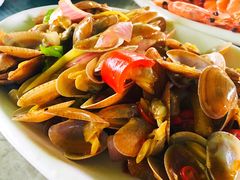 -亚龙湾8号(丁村万人海鲜广场店)