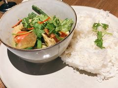 金枪鱼色拉配鸡肉-Wagas沃歌斯(大学路店)