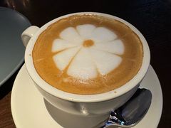 -卡普里披萨·牛扒·下午茶