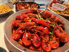 -巴厘龙虾·榜首油焖大虾(音乐学院·沿江酒馆店)