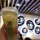 打卡新开的王老吉线下奶茶店