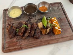 -拾挚扒房(招商花园城店)