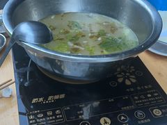 -黑竹沟新场牛肉火锅