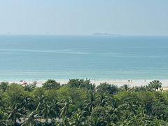 -三亚湾海居雅高铂尔曼度假酒店