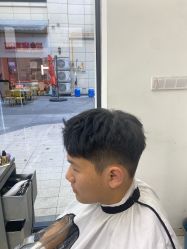 -乾健·烫染·接发SALON