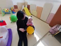 -小小王国亲子游泳(富民中心)