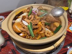 -沙胆彪炭炉牛杂煲(上海日月光广场店)