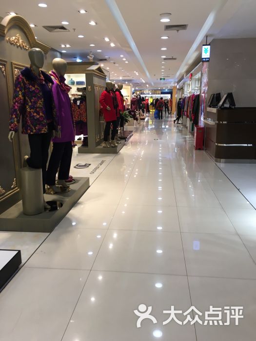 翠微大厦有哪些大品牌服装店（翠微大厦有哪些大品牌）-第2张图片-潮百科