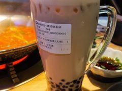 大红袍珍珠奶茶-湊湊火锅·茶憩(杭州湖滨银泰in77店)