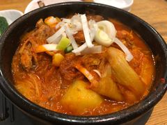 -喇喇排骨火锅·传统韩式脊骨汤(望京西园总店)