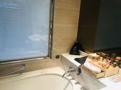 -上海中航虹桥机场泊悦酒店
