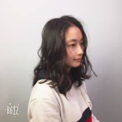 -FRIDAY星期五专业美发沙龙