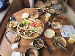 -包整·丝娃娃(一览甲秀楼风景店)