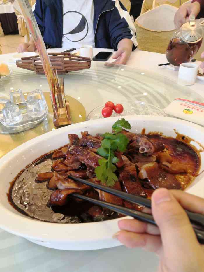 常胜海鲜城(袁山贝店)