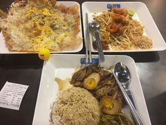 -Pier 21 (Terminal 21 Asok)