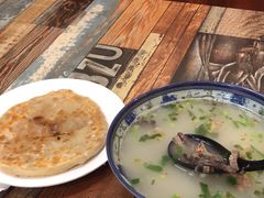 -王小王羊汤馅饼(欧亚商都店)