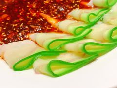 蒜泥白肉配乳瓜-初蓉丨遇见新川菜(亲贤街荣耀店)