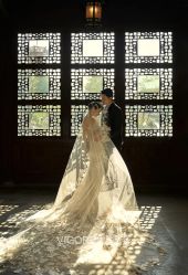 -雪中彩影婚纱摄影·微光艺术中心