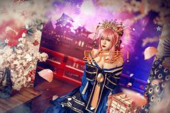 -星元素cosplay动漫摄影写真工作室