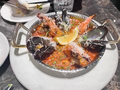 -LESCEDARS Brasserie Bistro香柏树