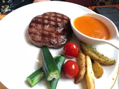 -斗牛士牛排(南京东路店)
