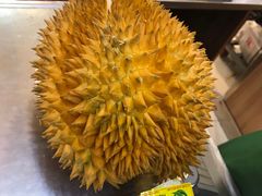 -世纪联华超市(三墩店)