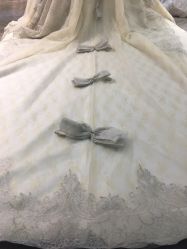 -Lady  Jane高端婚纱礼服馆