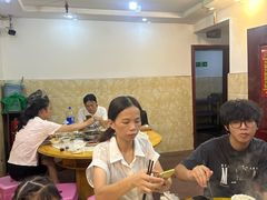 -储奇门鳝鱼火锅(总店)