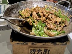 -费大厨辣椒炒肉(高铁吾悦广场店)