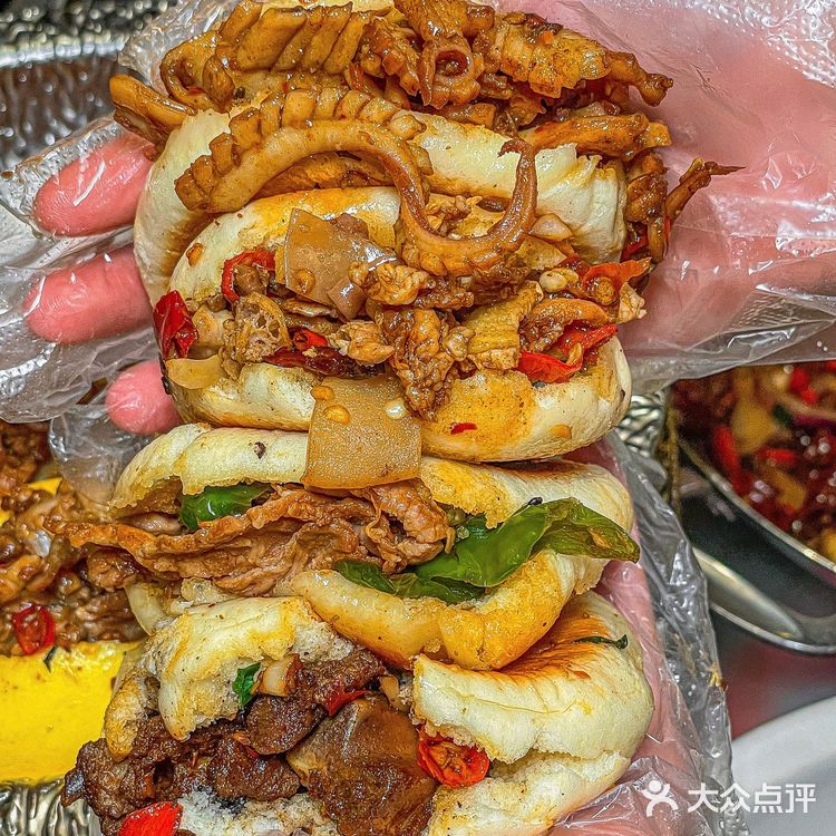 二十年深圳湘菜老店‼️好吃不贵人均才50r