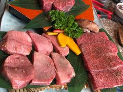 -炼火烤肉店