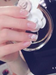 米卡美甲沙龙-EMILY艾枚莉美甲美睫·美颜·现磨咖啡