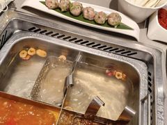 -海底捞火锅(高新万达店)