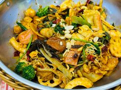 -明月麻辣香锅(东安悦购城店)