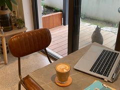 靠窗位-PAUSE CAFE(南秀村店)
